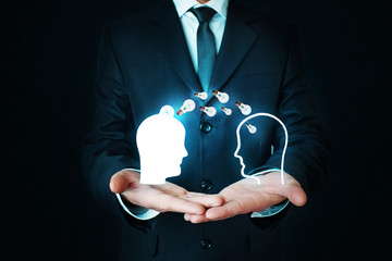 在学校里被同桌拉到没人的地方怎么办 在学校没人的地方被C